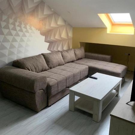 Zara Apartman Krusevac - Centar Apartment Exterior photo