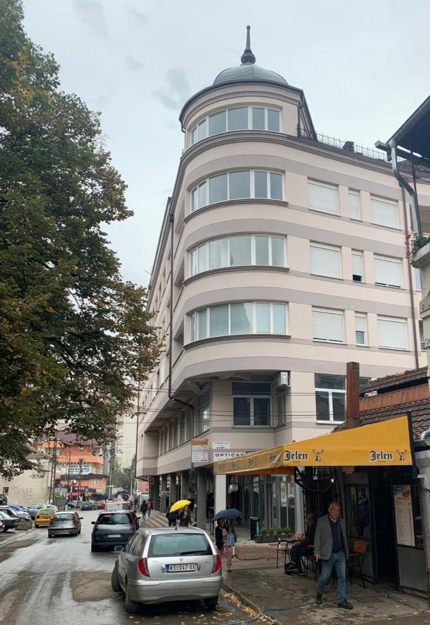 Zara Apartman Krusevac - Centar Apartment Exterior photo